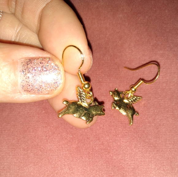 When Pigs Fly Little Pig Earrings Gold Metal Charm Dangle Charms Funny Statement - Picture 2 of 5